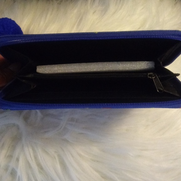 Wallet - Picture 2 of 3